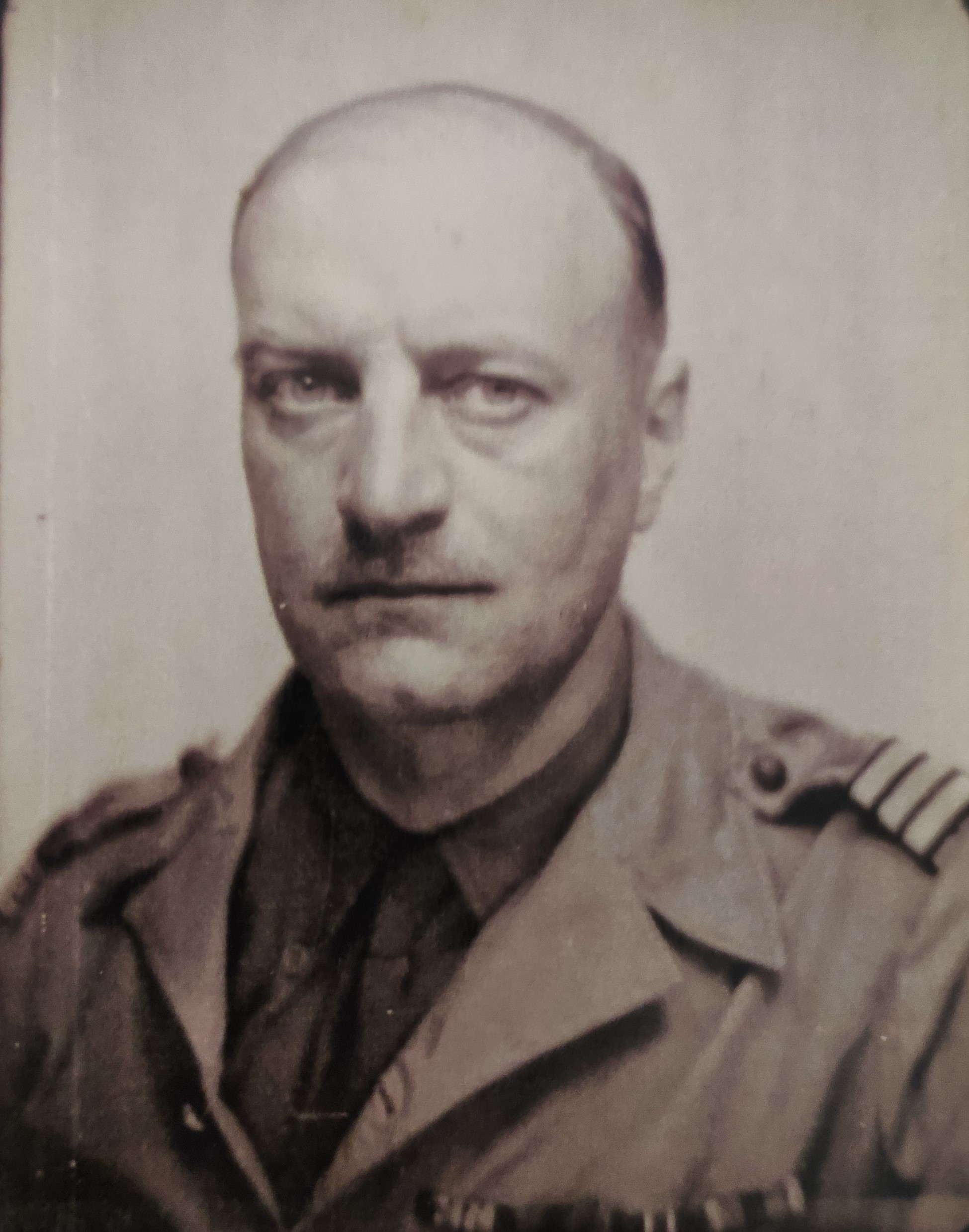 Louis DGER 1945
